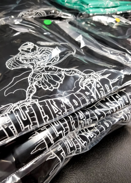 "Fly Like a Bird!" Graphic T Shirt (BLACK)